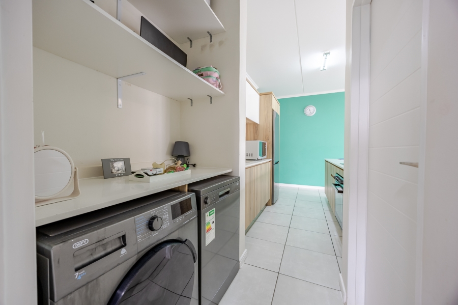 1 Bedroom Property for Sale in Richwood Western Cape